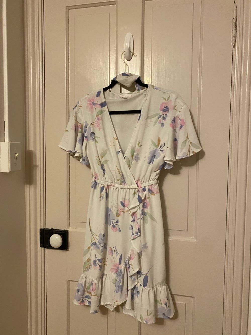 LC Lauren Conrad White Floral Wrap Mini Dress
